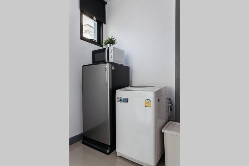 Appartamento P4 Silom Large 2Beds Full Kitchen Wifi 4-6Pax Bangkok Esterno foto