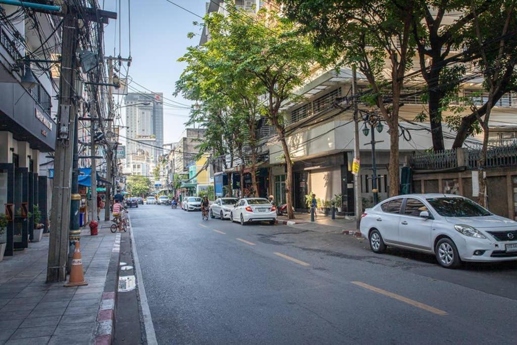 Appartamento P4 Silom Large 2Beds Full Kitchen Wifi 4-6Pax Bangkok Esterno foto